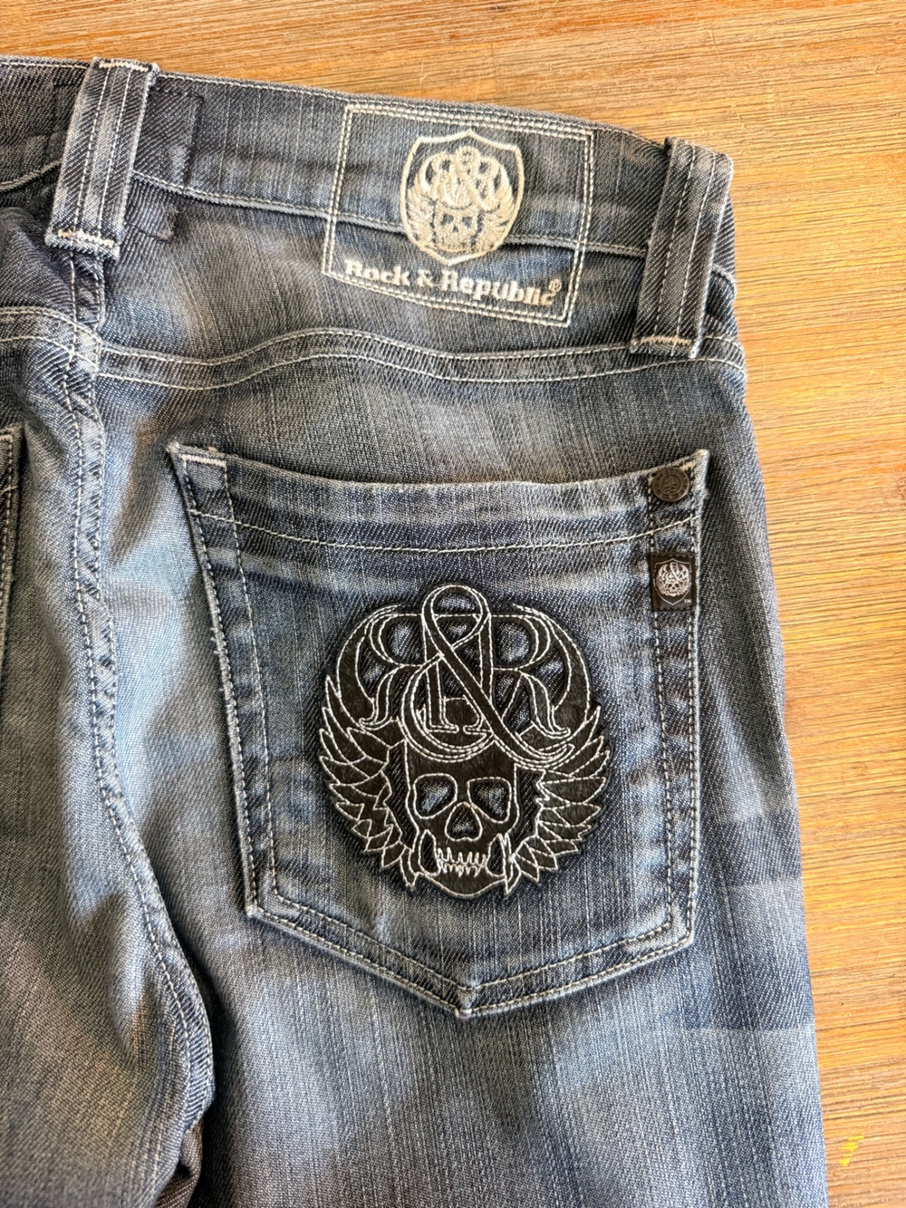 Rock & Republic Men's Bootcut Jeans - Washed Blue Denim - Picture 5 of 5